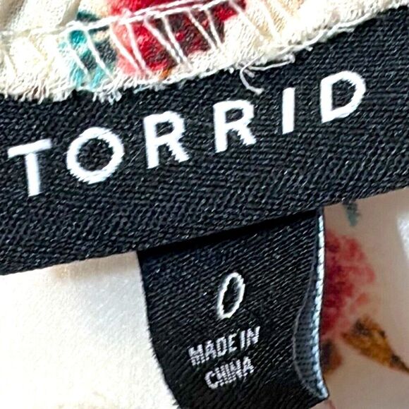 Torrid semi-sheer floral print dress w separate slip smocking detail 0 ( L) - Picture 14 of 16